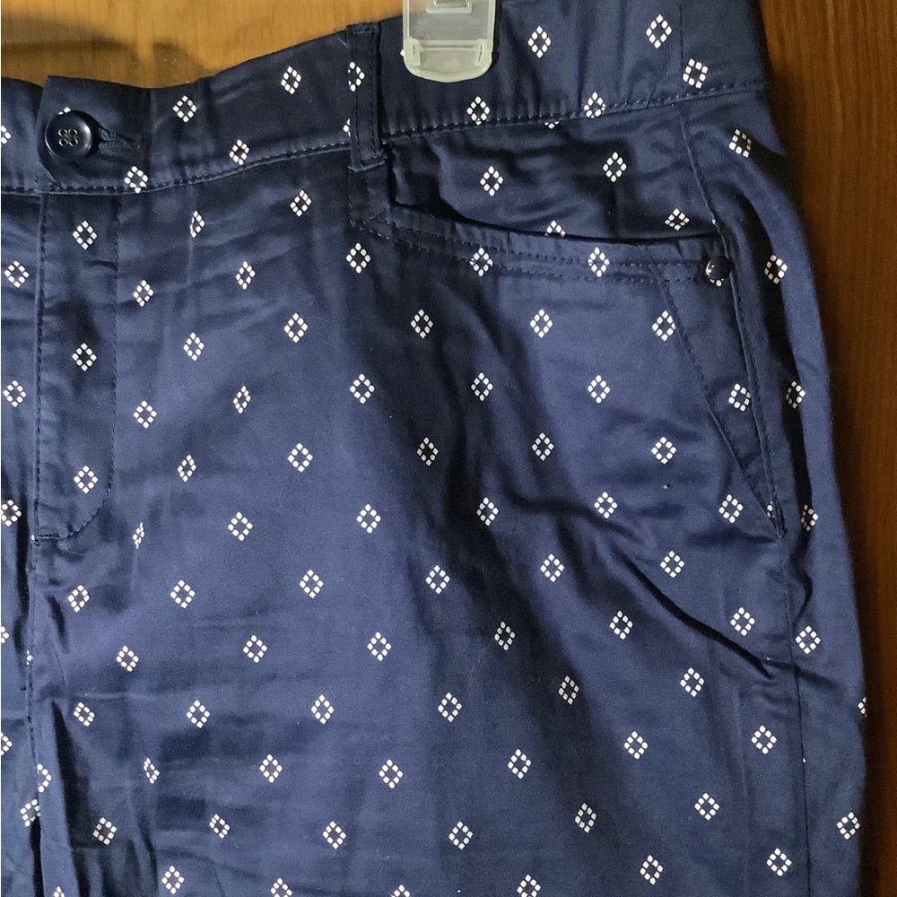Khakis & Co Capri Pants Womens 18 Stretch Waist Chino, NWOT - Picture 2 of 9